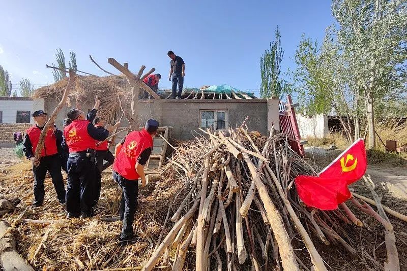 星湖广场蜕变成长之路，新动态揭示学习赋予的力量与自信旅程（最新动态报道）