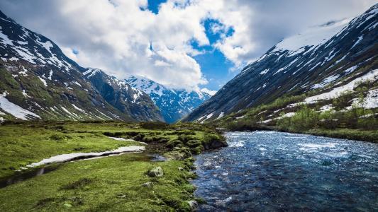 探索自然美景之旅，与占豪一起寻找内心的宁静与喜悦（附最新博客）