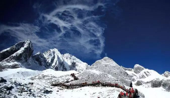 历史上12月27日玉龙雪山实时图片查看指南，详细步骤与技巧分享